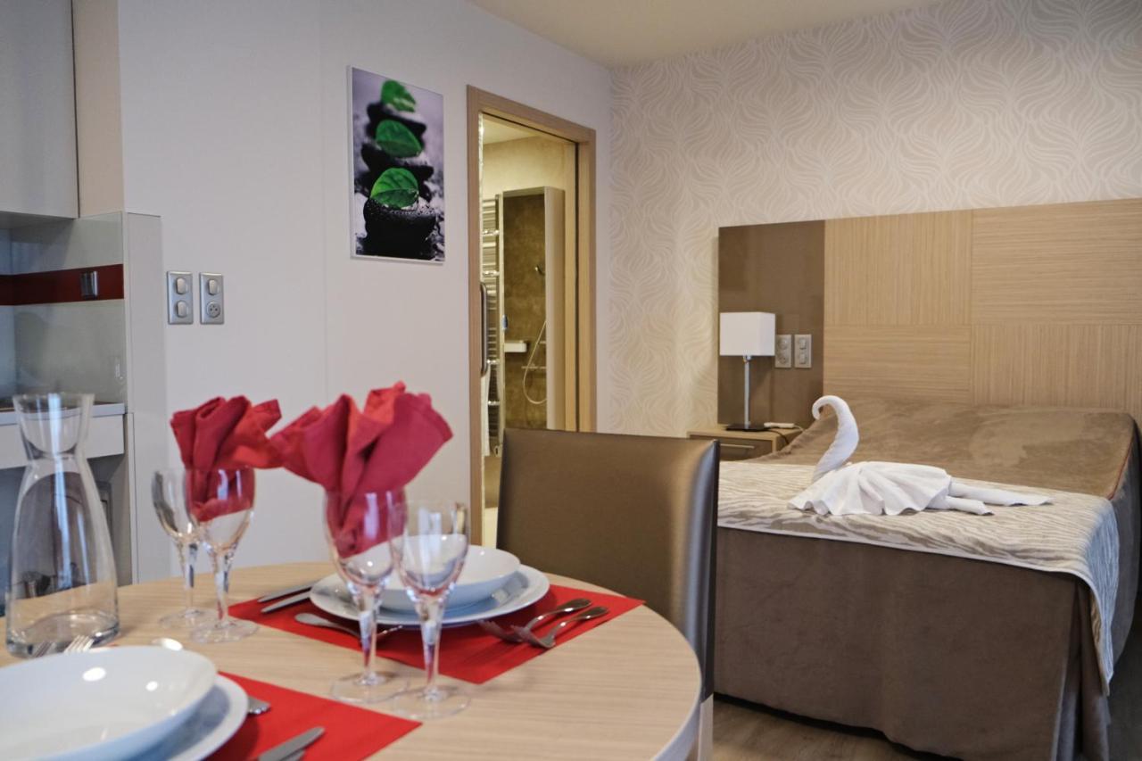 Résidence Service Senior Villa Sully Paris Montreuil Montreuil  Esterno foto