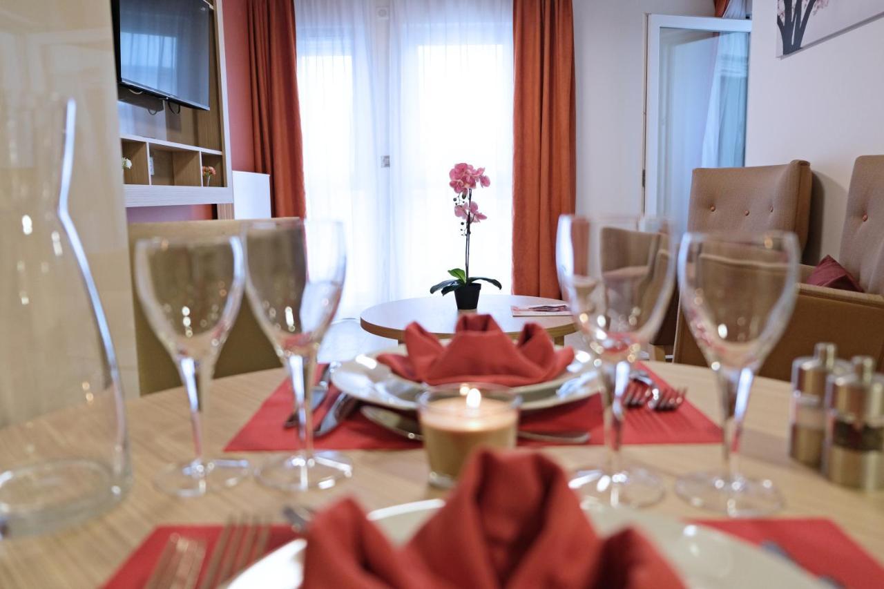 Résidence Service Senior Villa Sully Paris Montreuil Montreuil  Esterno foto