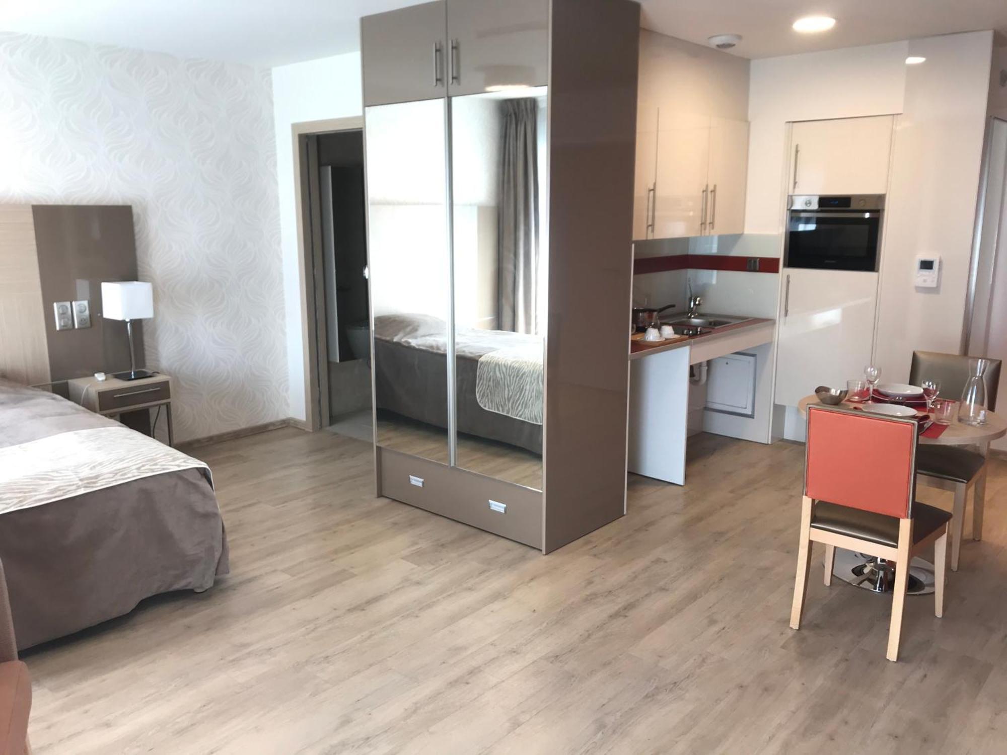 Résidence Service Senior Villa Sully Paris Montreuil Montreuil  Esterno foto