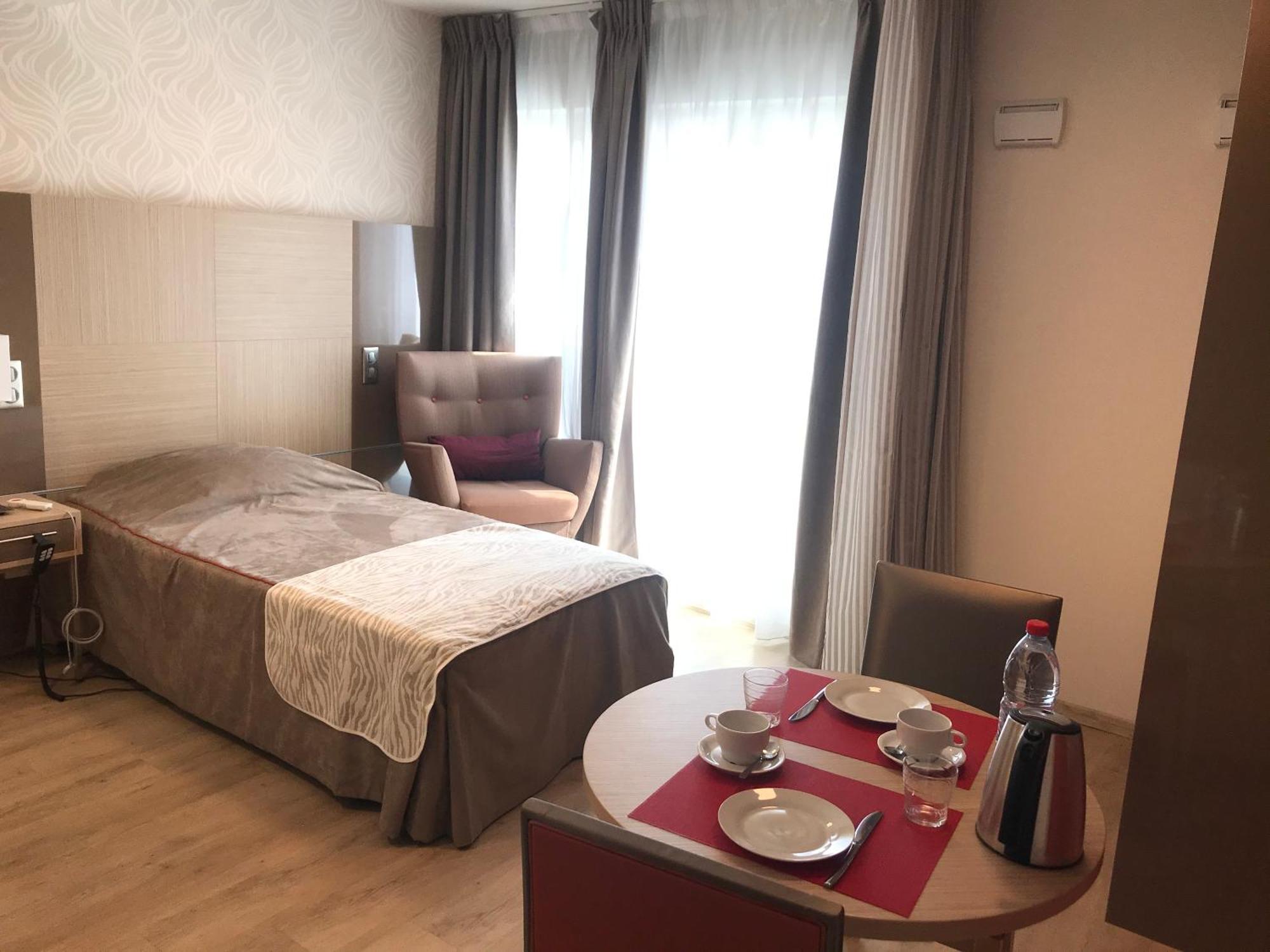 Résidence Service Senior Villa Sully Paris Montreuil Montreuil  Esterno foto